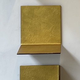 Beneath of Outer - 15x15x3 cm | steel, oil, gold